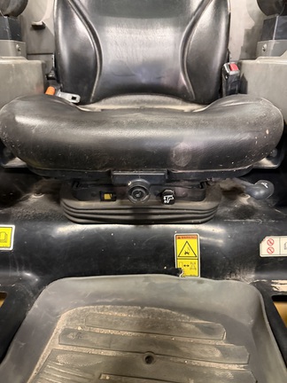https://photos.machinefinder.com/38/11590838/78490211_large_27479.jpg