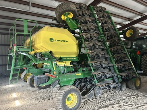 https://photos.machinefinder.com/83/11598783/78564305_large_66341.jpg