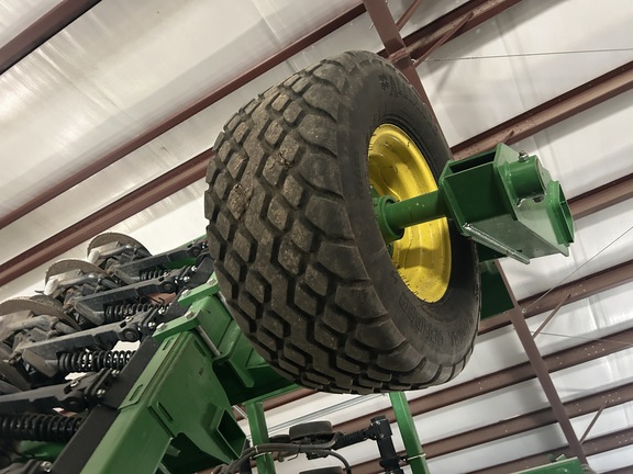 https://photos.machinefinder.com/83/11598783/78564293_large_4604.jpg
