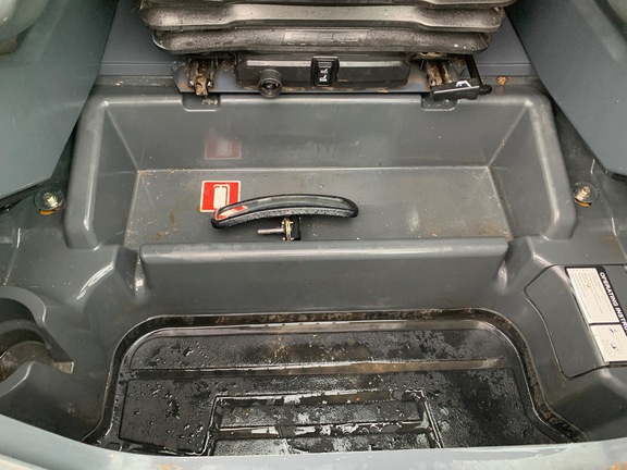 https://photos.machinefinder.com/50/11607250/79152539_large_42657.jpg