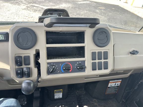 https://photos.machinefinder.com/03/11612403/79292499_large_39213.jpg