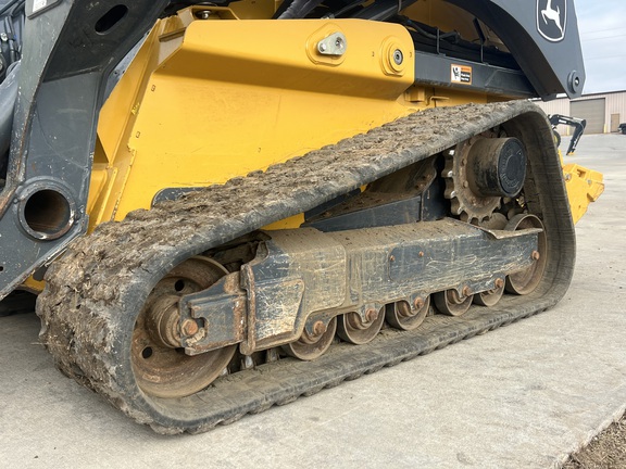 https://photos.machinefinder.com/24/10114224/77483362_large_20790.jpg