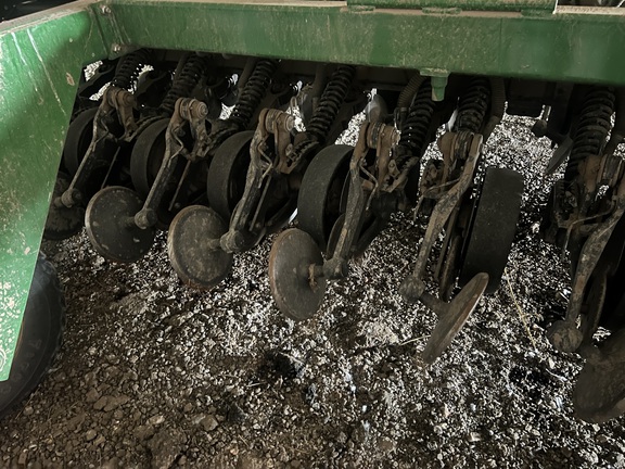 https://photos.machinefinder.com/23/11615523/78715082_large_88046.jpg
