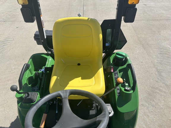 https://photos.machinefinder.com/11/11616011/78827966_large_15964.jpg