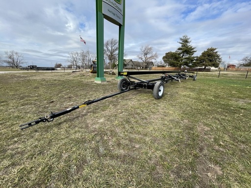https://photos.machinefinder.com/93/10121293/63563675_large_37015.jpg