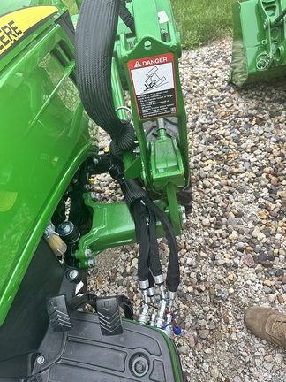 https://photos.machinefinder.com/42/11617842/79134342_large_44431.jpg