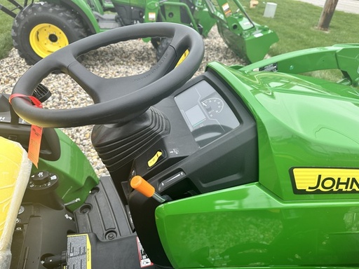 https://photos.machinefinder.com/42/11617842/79134344_large_27443.jpg