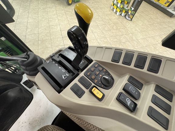 https://photos.machinefinder.com/92/11617892/79056144_large_39120.jpg