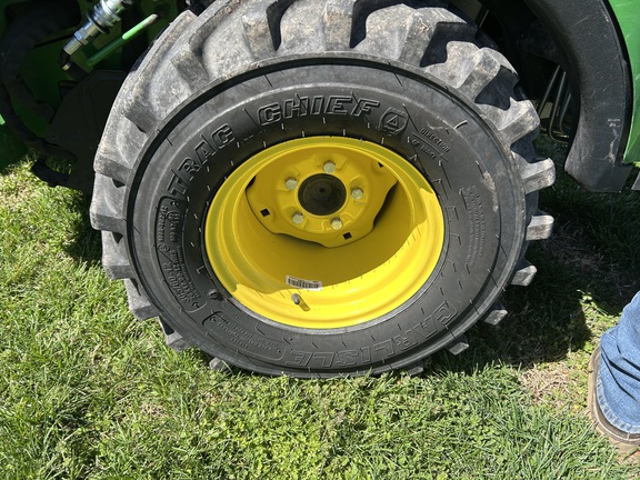 https://photos.machinefinder.com/79/11624279/78794331_large_91300.jpg