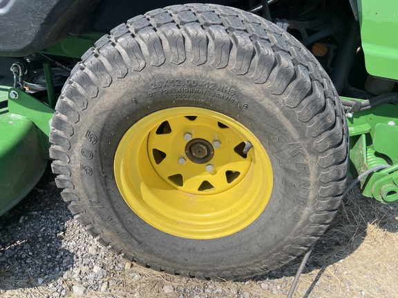 https://photos.machinefinder.com/93/10121893/67808368_large_70315.jpg