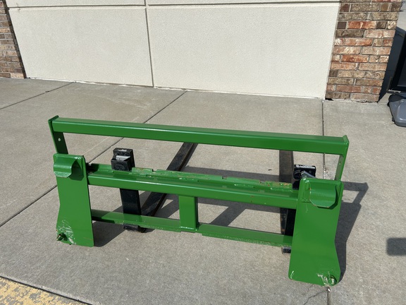 https://photos.machinefinder.com/52/11638052/79303399_large_63813.jpg