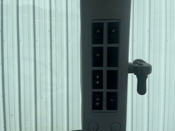 https://photos.machinefinder.com/94/11656294/79253330_large_68019.jpg