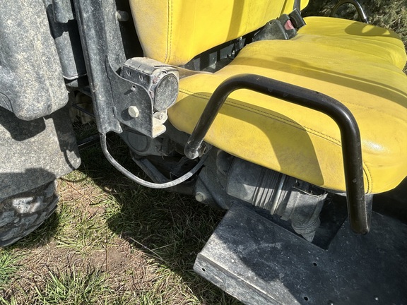 https://photos.machinefinder.com/23/11666623/79184350_large_47664.jpg