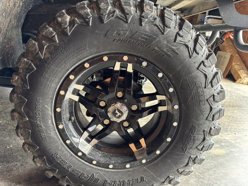 https://photos.machinefinder.com/08/11675008/79264696_large_10527.jpg