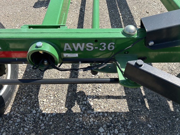 https://photos.machinefinder.com/84/11672284/79478925_large_92505.jpg