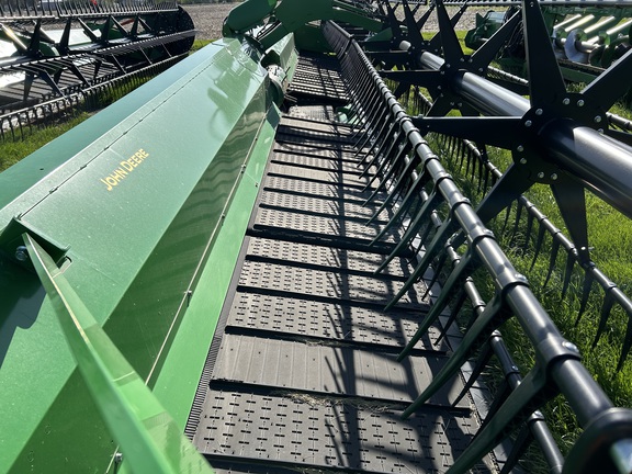 https://photos.machinefinder.com/23/11433323/79457798_large_17362.jpg