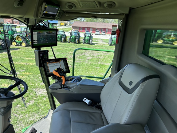 https://photos.machinefinder.com/98/11437198/79490304_large_56434.jpg