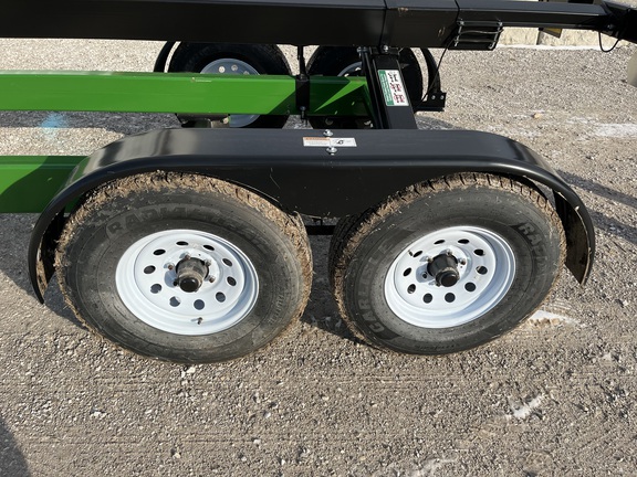 https://photos.machinefinder.com/15/10149815/63840448_large_93266.jpg