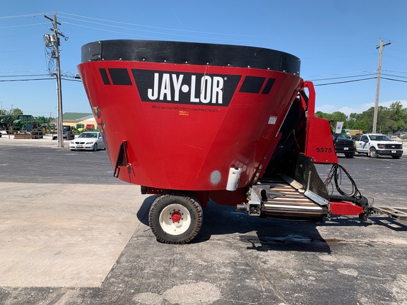 https://photos.machinefinder.com/11/11660011/79718834_large_3832.jpg