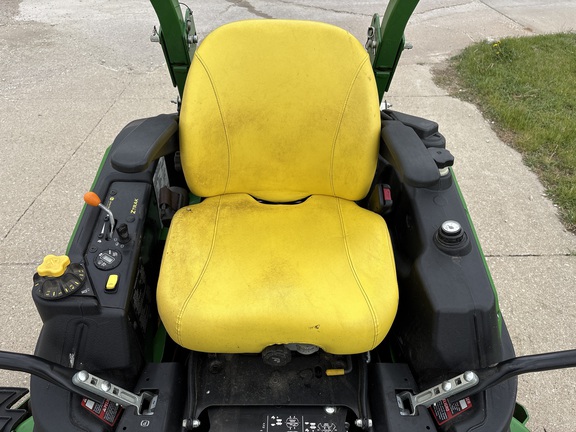 https://photos.machinefinder.com/40/11633840/80015921_large_71092.jpg