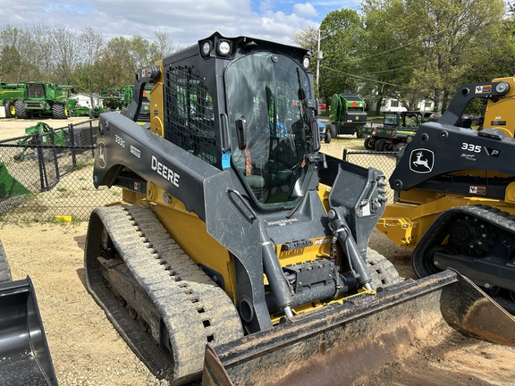 https://photos.machinefinder.com/04/11436704/79763231_large_9057.jpg