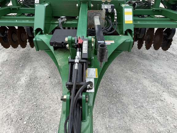 https://photos.machinefinder.com/57/11424057/79645334_large_45033.jpg