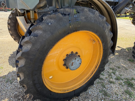 https://photos.machinefinder.com/81/11085481/79845444_large_90177.jpg