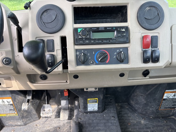 https://photos.machinefinder.com/48/11595848/79606193_large_4929.jpg