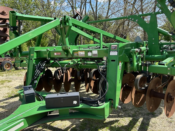 https://photos.machinefinder.com/82/10063282/79753704_large_41823.jpg