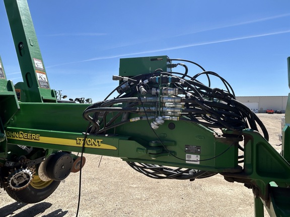 https://photos.machinefinder.com/72/11450672/79418358_large_11976.jpg