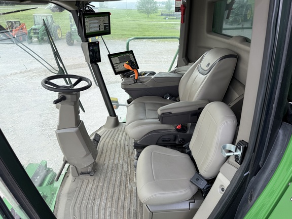 https://photos.machinefinder.com/32/11188732/79547286_large_72712.jpg