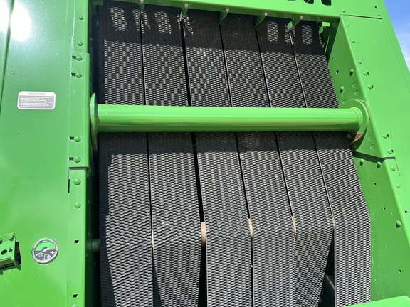 https://photos.machinefinder.com/98/10093898/79748961_large_95444.jpg