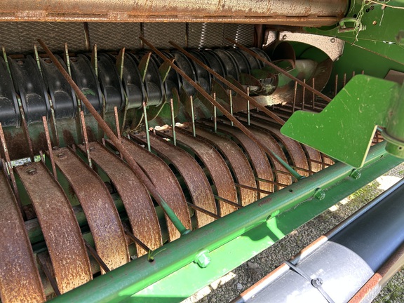 https://photos.machinefinder.com/98/10093898/79748950_large_43355.jpg