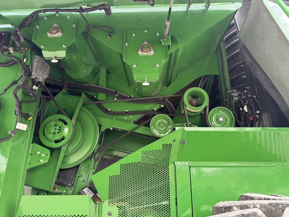https://photos.machinefinder.com/35/11186935/79547000_large_33367.jpg