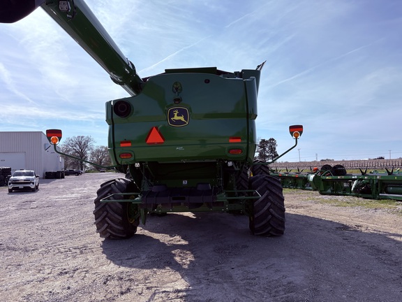 https://photos.machinefinder.com/46/10580646/79432385_large_81603.jpg
