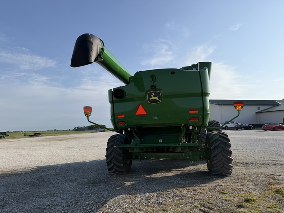 https://photos.machinefinder.com/13/10655213/80066667_large_86732.jpg