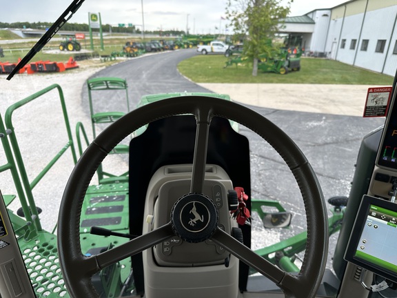 https://photos.machinefinder.com/65/10353965/79819838_large_40907.jpg