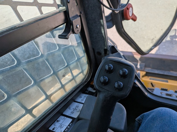 https://photos.machinefinder.com/93/10187393/75521602_large_93448.jpg