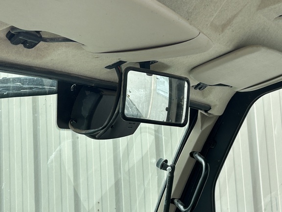 https://photos.machinefinder.com/38/10199438/66413148_large_40135.jpg