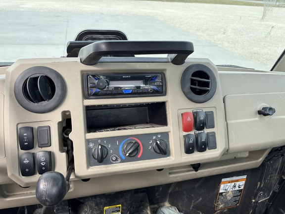 https://photos.machinefinder.com/35/10201635/76285395_large_82510.jpg