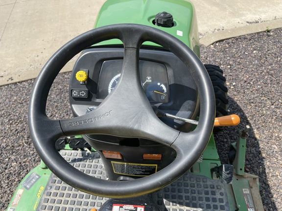 https://photos.machinefinder.com/90/10205990/68127486_large_17125.jpg