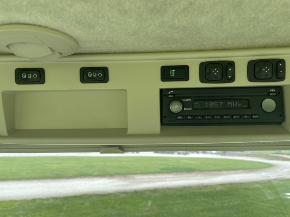 https://photos.machinefinder.com/66/10211066/66493582_large_95568.jpg
