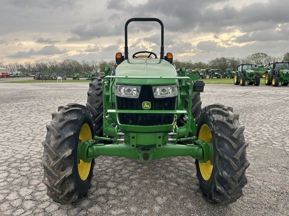 https://photos.machinefinder.com/49/10215049/79299011_large_48763.jpg