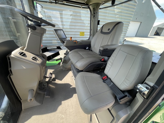 https://photos.machinefinder.com/36/10215636/68351573_large_63114.jpg
