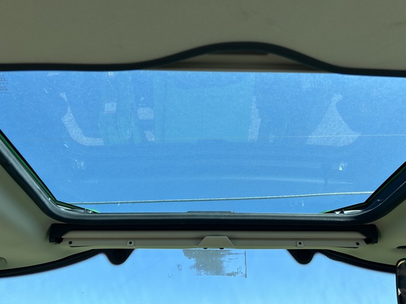 https://photos.machinefinder.com/11/10219011/73216488_large_48161.jpg
