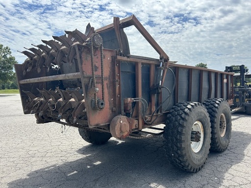 https://photos.machinefinder.com/80/10233880/68048732_large_34209.jpg