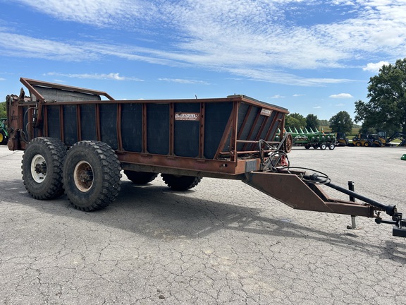 https://photos.machinefinder.com/80/10233880/68048715_large_52294.jpg