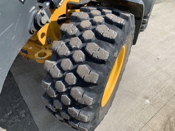https://photos.machinefinder.com/45/10265745/68567711_large_71726.jpg