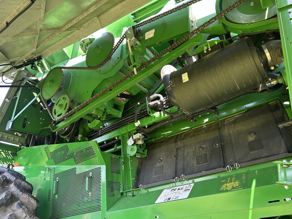 https://photos.machinefinder.com/30/10273830/74788835_large_47508.jpg