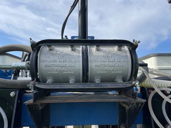 https://photos.machinefinder.com/30/10286030/66176521_large_40932.jpg